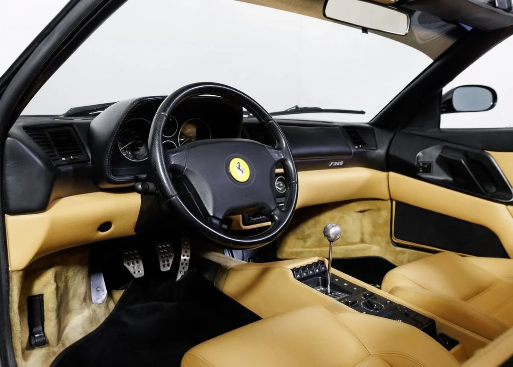 Used 1998 Nero Ferrari Spider OEM Manual image 14