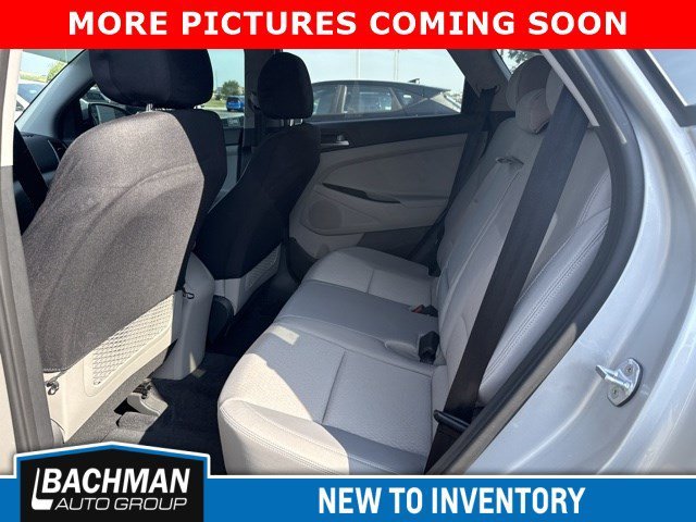 Used 2018 Molten Silver Hyundai SEL image 5