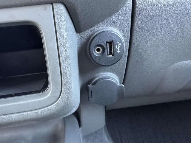 Used 2019 Silver Nissan SV image 37