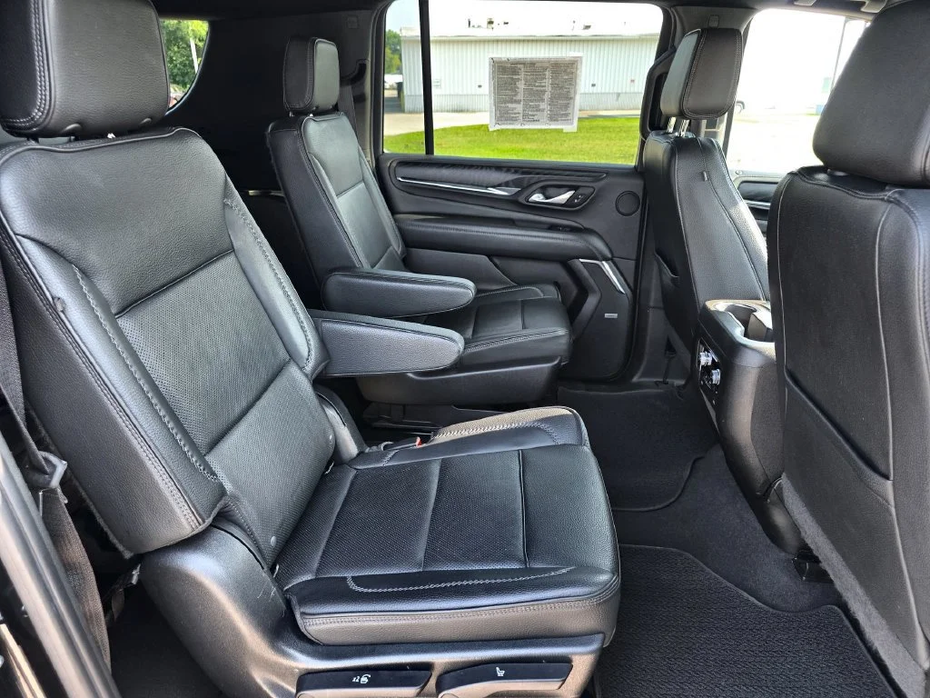 Used 2022 Onyx Black GMC Denali image 15