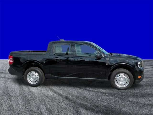 New 2026 Shadow Black Ford XL image 3