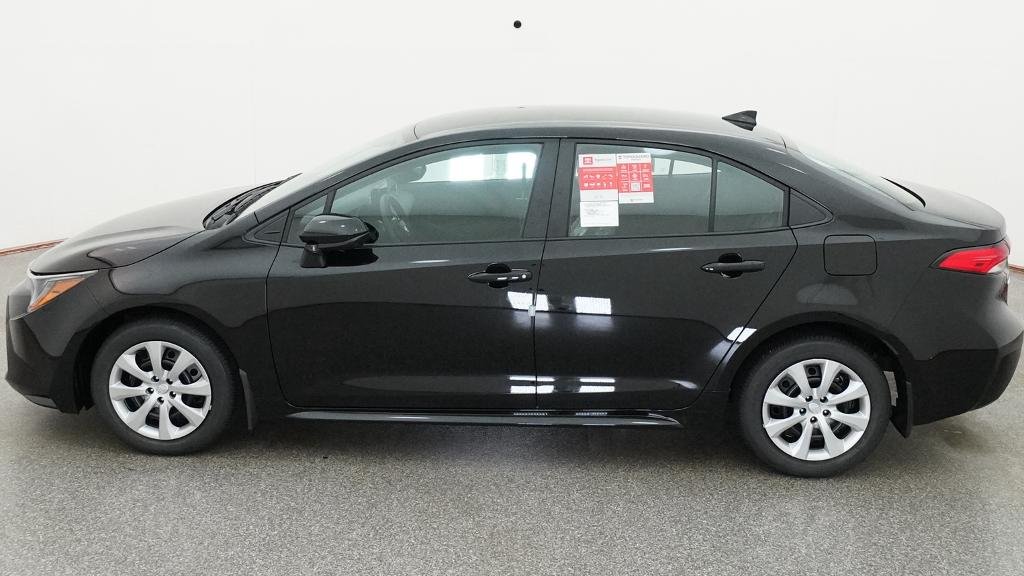 New 2026 Midnight Black Metallic Toyota LE image 3