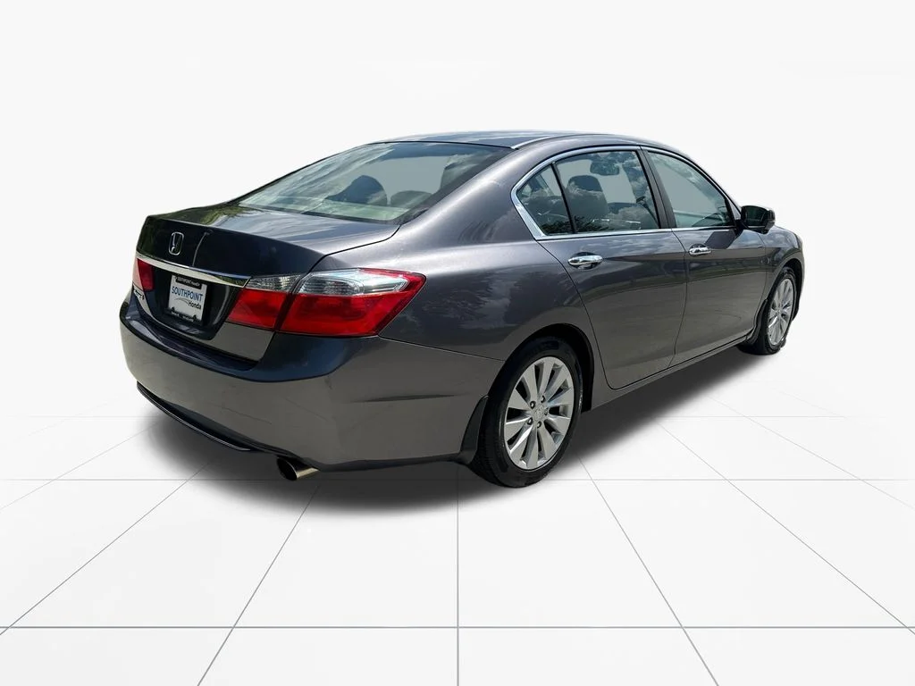Used 2014 Modern Steel Metallic Honda EX image 8