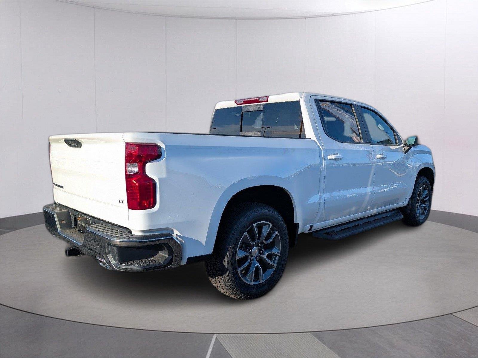 Used 2023 SUMMIT WHITE Chevrolet LTZ image 7