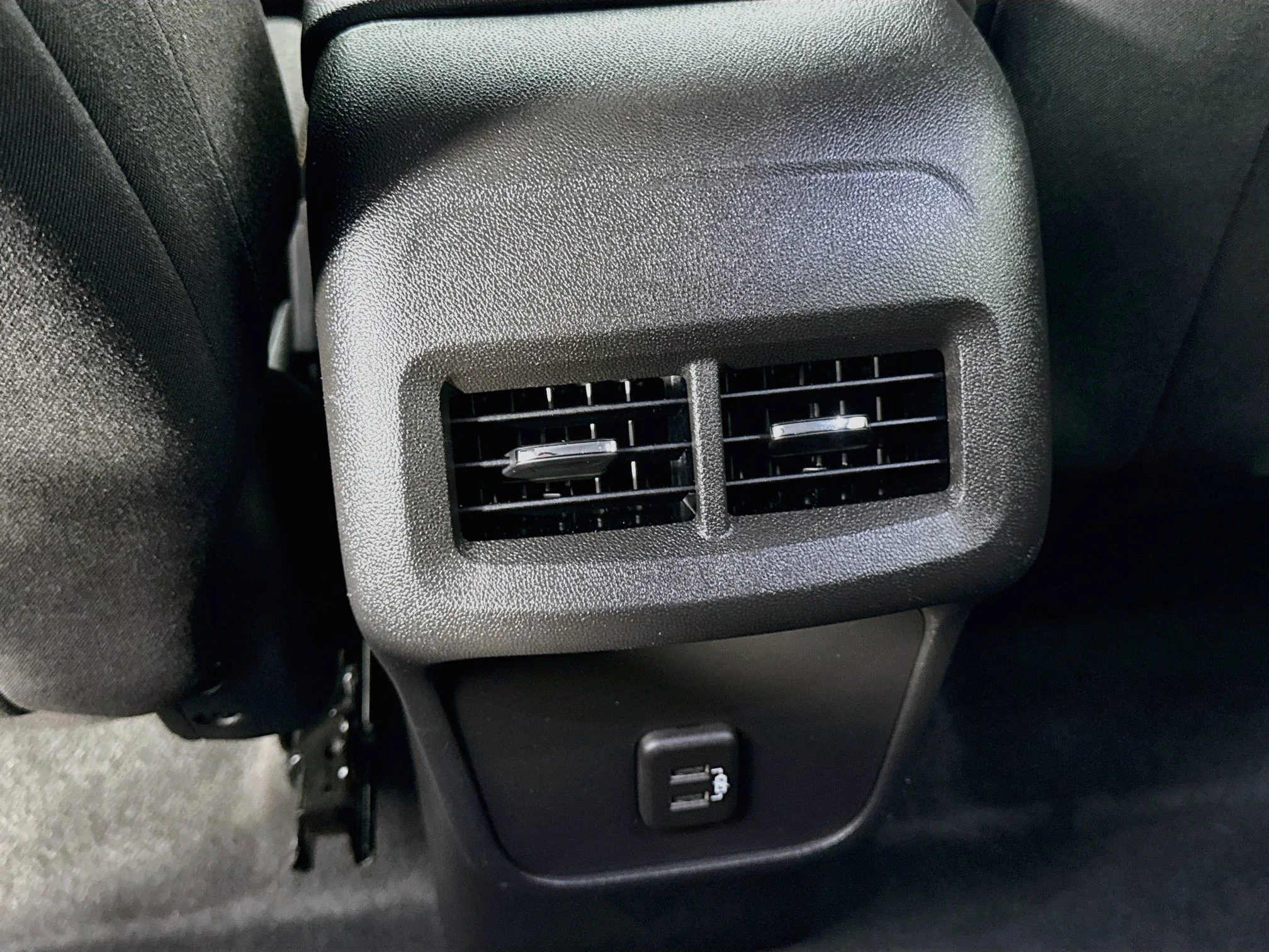 Used 2023 SUMMIT WHITE Chevrolet LT image 26
