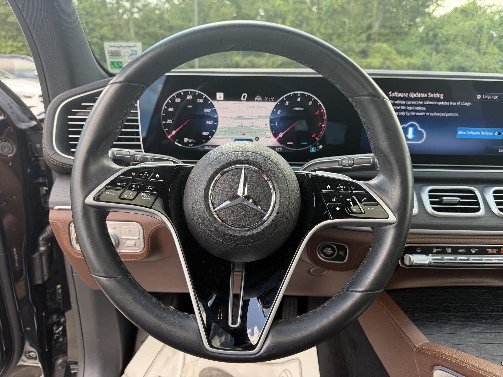 Certified Used 2024 Obsidian Black Metallic Mercedes-Benz GLE 450 image 9