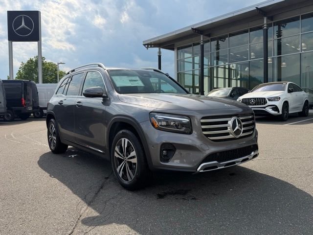 2026 Mercedes-Benz GLB GLB 250 4MATIC's photo