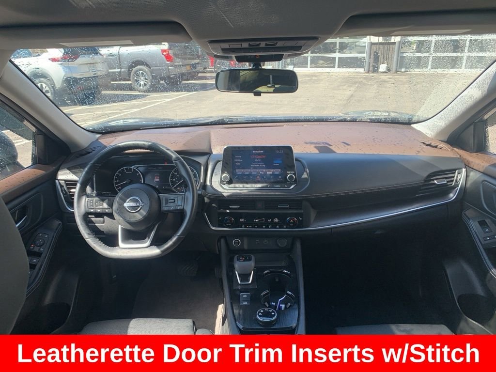 Used 2023 Gray Nissan SV image 15