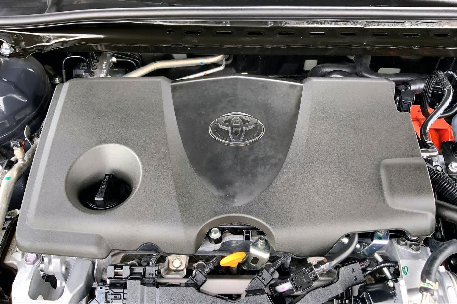Certified Used 2025 Underground Toyota LE image 32