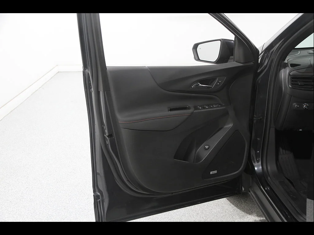 Certified Used 2022 Iron Gray Metallic Chevrolet RS image 4