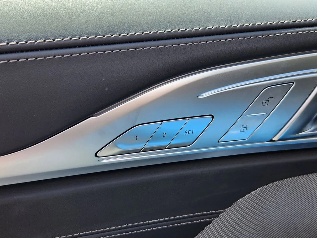 2026 BMW 8 Series 840i - Photo 19