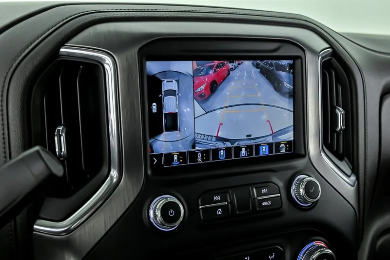Used 2020 Summit White GMC Denali image 33