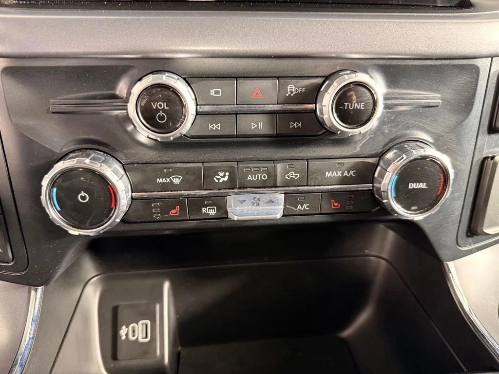 Used 2025 White Ford XLT image 25