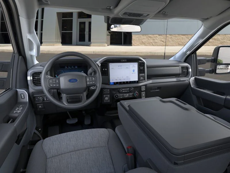 New 2026 Iconic Silver Metallic Ford XLT image 9
