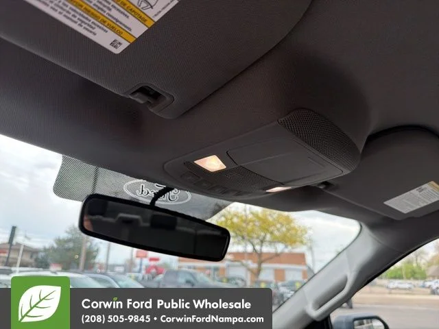 Used 2016 Gray Ford XLT image 19