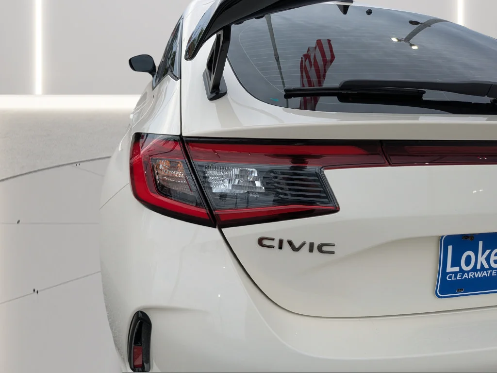 Used 2025  Honda  image 8