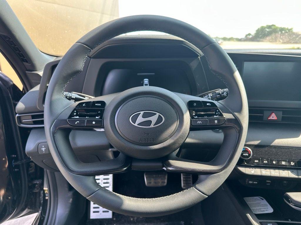 New 2026 Black Hyundai SEL Sport Premium image 17