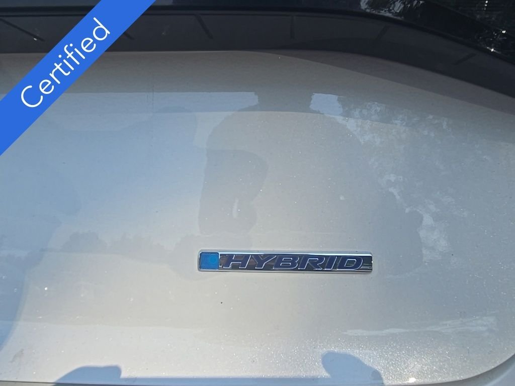 Certified Used 2025 Platinum White Pearl Honda EX-L image 6