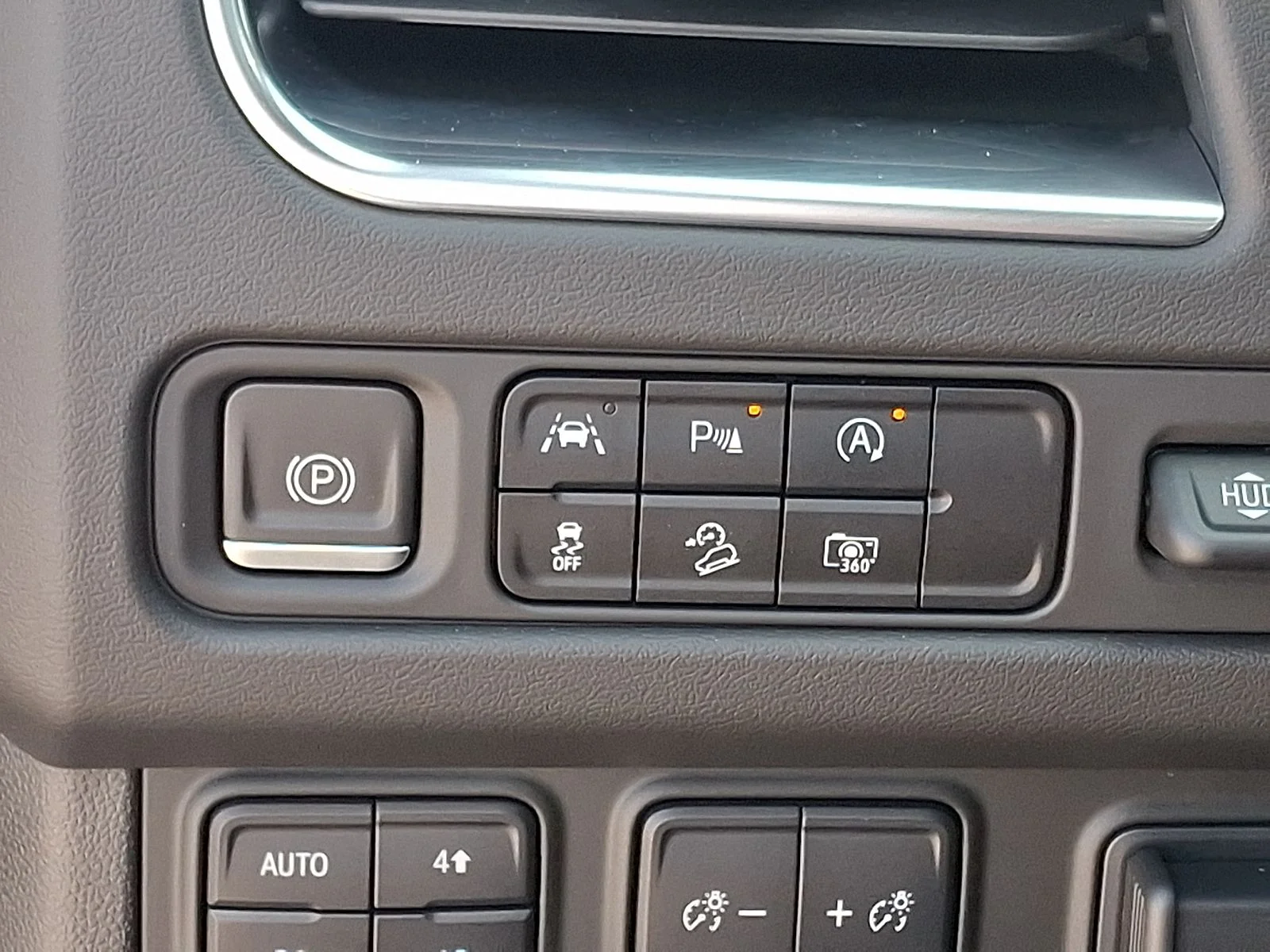 Used 2023 White Chevrolet High Country image 22