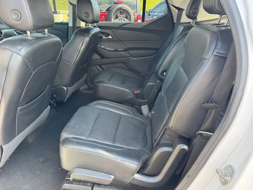 Used 2018 Beige Chevrolet Premier image 10