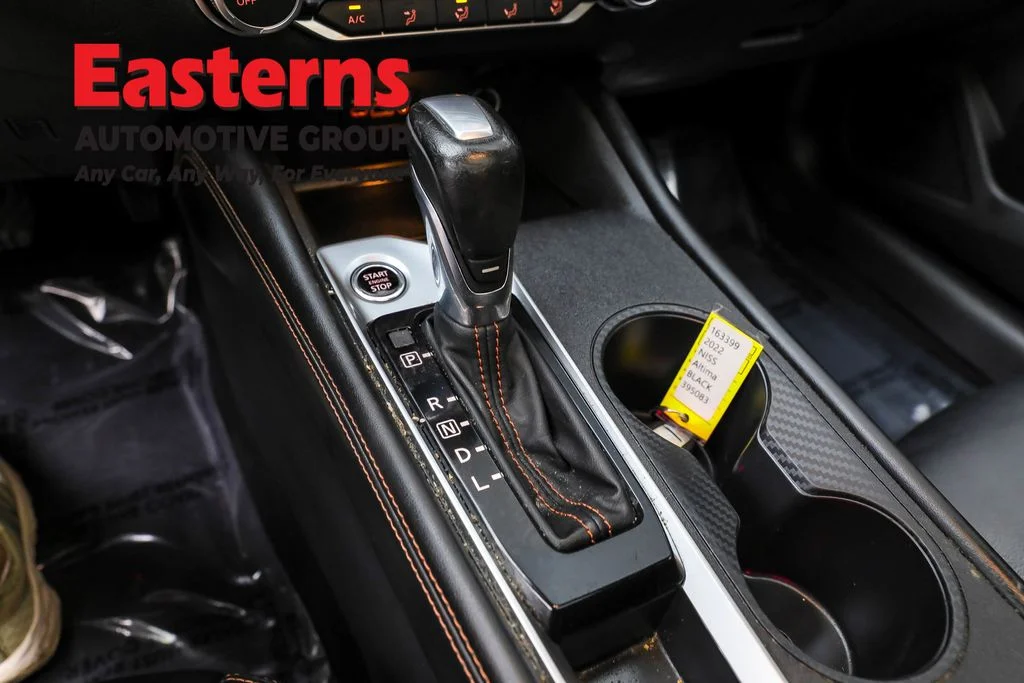 Used 2022 Black Nissan 2.5 SR image 13
