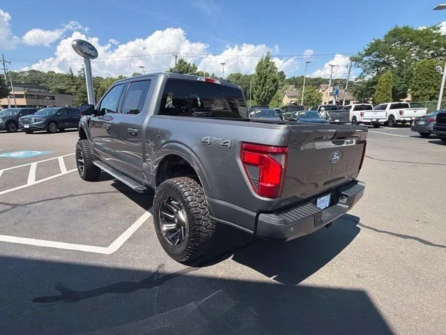 Used 2025 Carbonized Gray Metallic Ford XLT image 5
