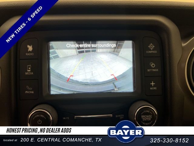 Used 2018 White Jeep Unlimited Sport image 13