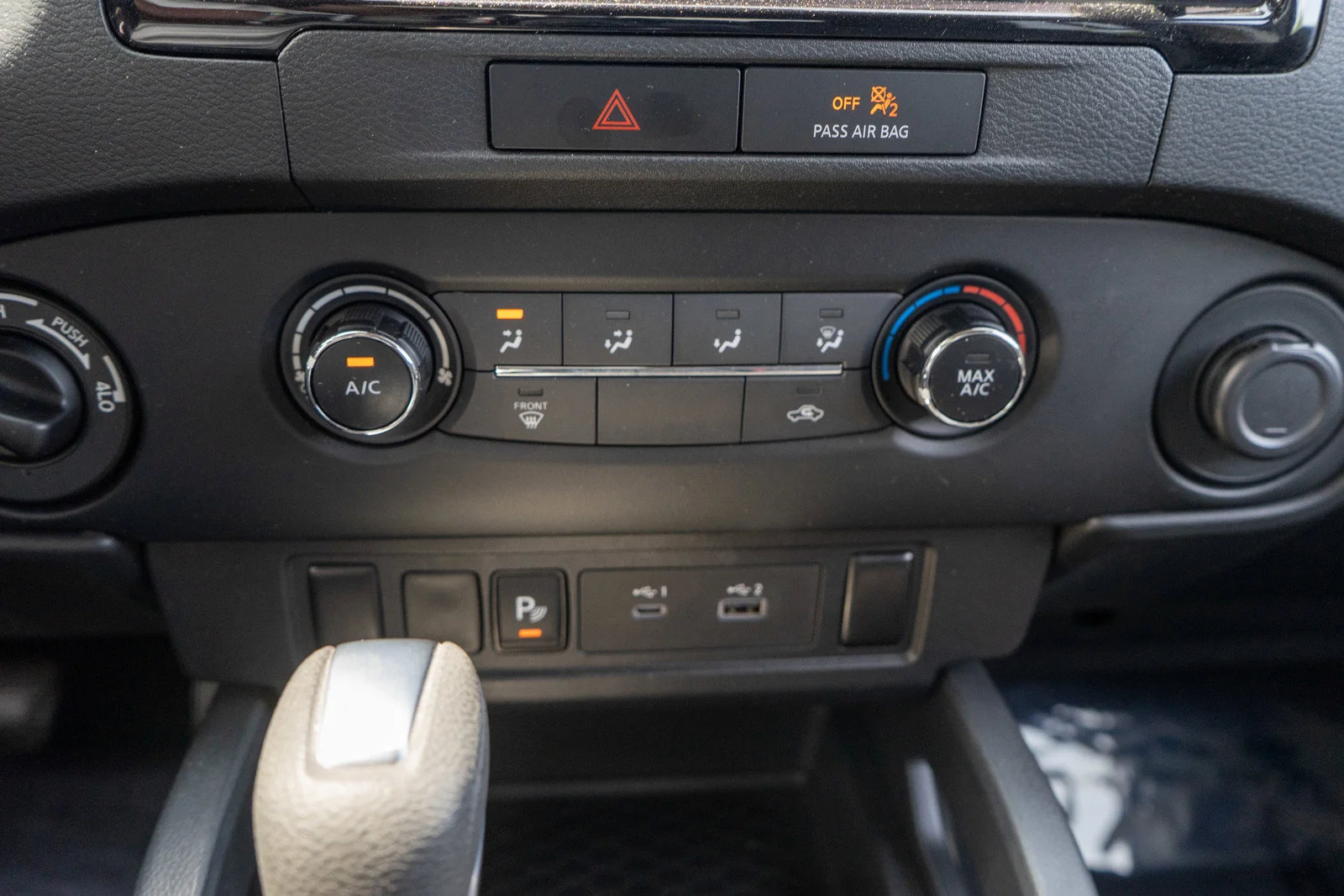 Used 2022 Super Black Nissan S image 19