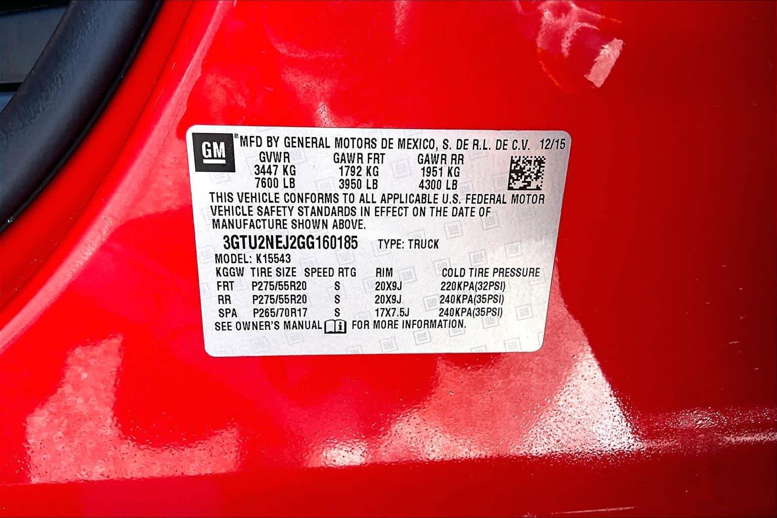 Used 2016 Cardinal Red GMC SLT image 37
