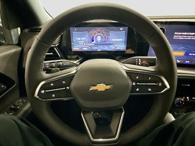 2026 Chevrolet Suburban LT - Photo 12