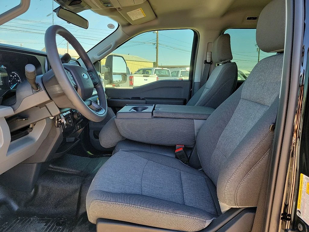 2025 Ford F-250 Super Duty XL - Photo 19