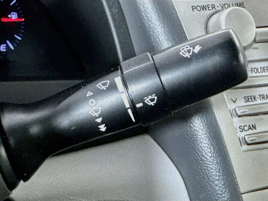 Used 2011 Black Toyota LE image 13