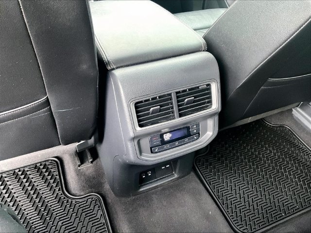 Used 2024 Silver Volkswagen 2.0T SEL Premium R-Line image 30