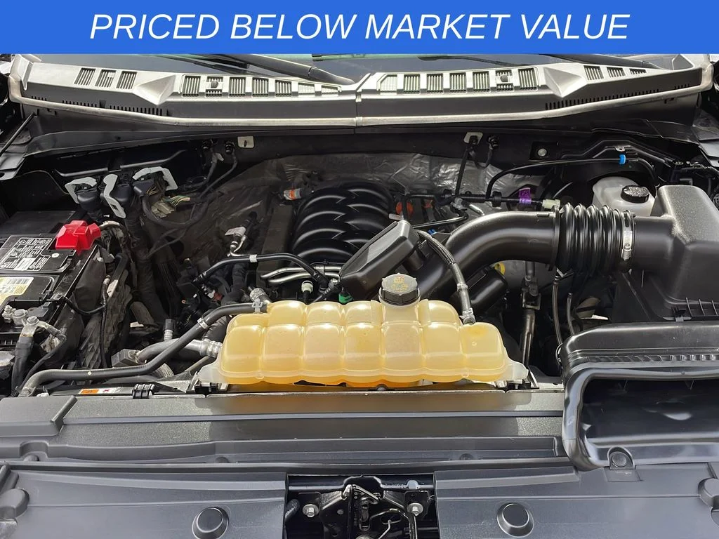Used 2018 Red Ford XLT image 24