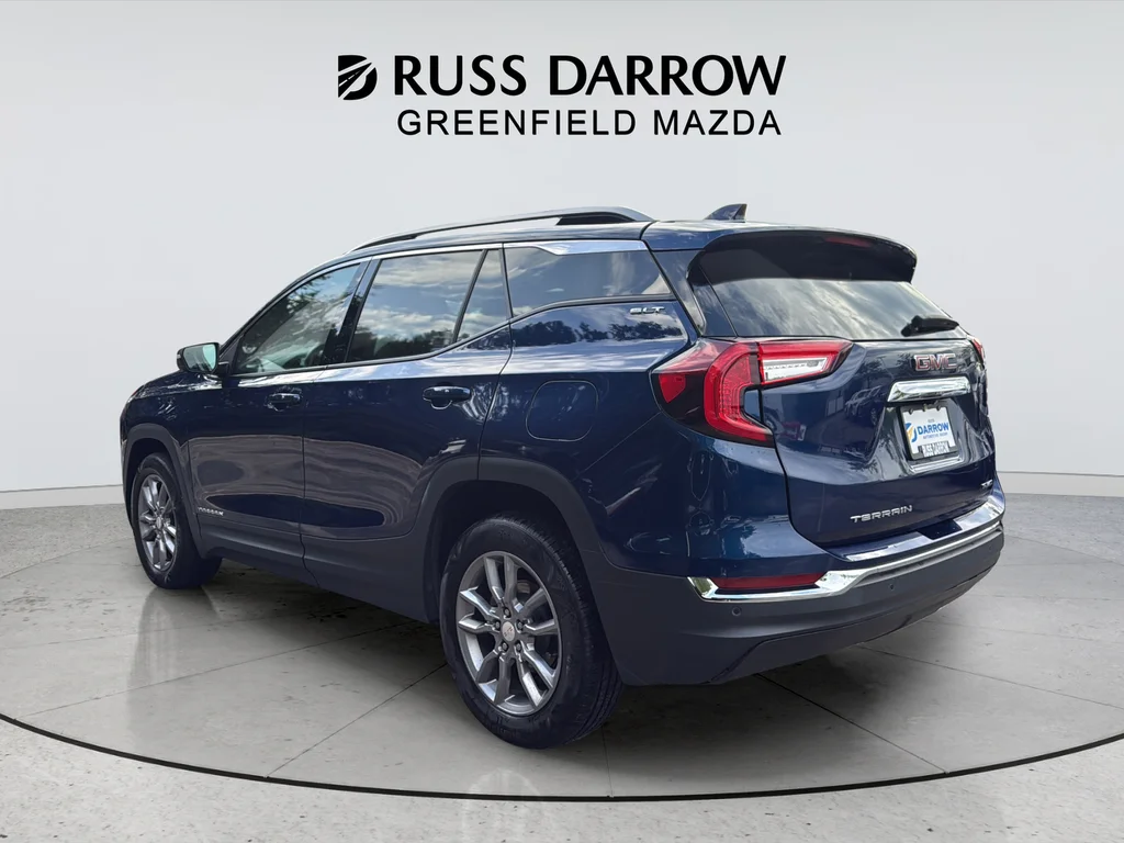 Used 2022 Blue GMC SLT image 3