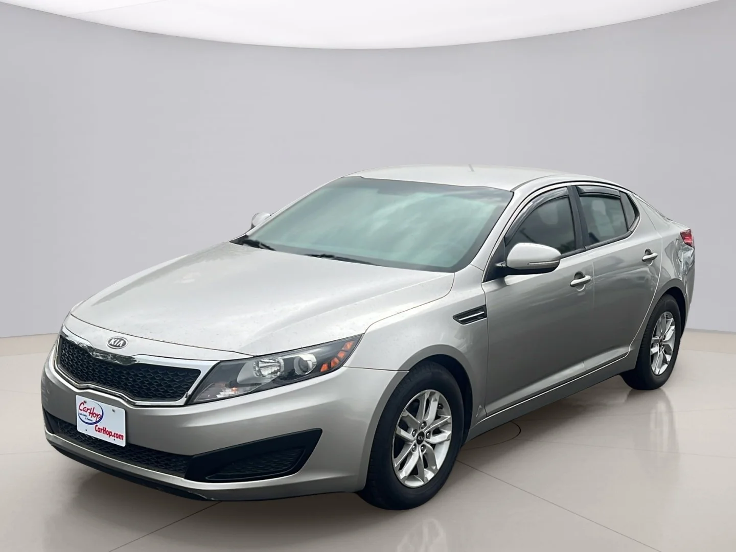 2011 Kia Optima LX AT's photo