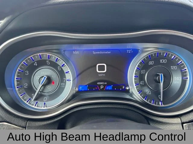 Used 2021 White Chrysler Touring image 34