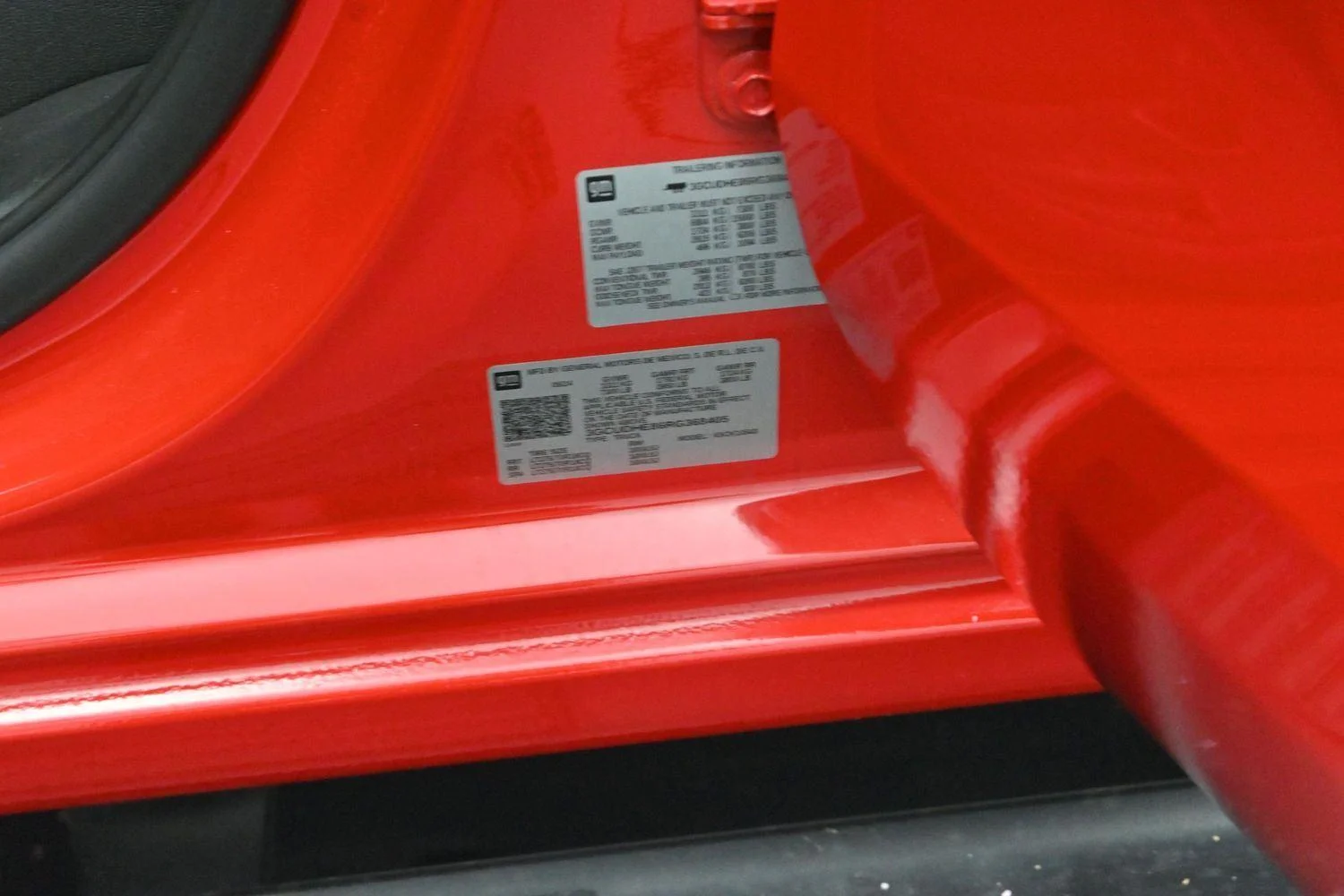 Used 2024 Red Hot Chevrolet ZR2 image 39