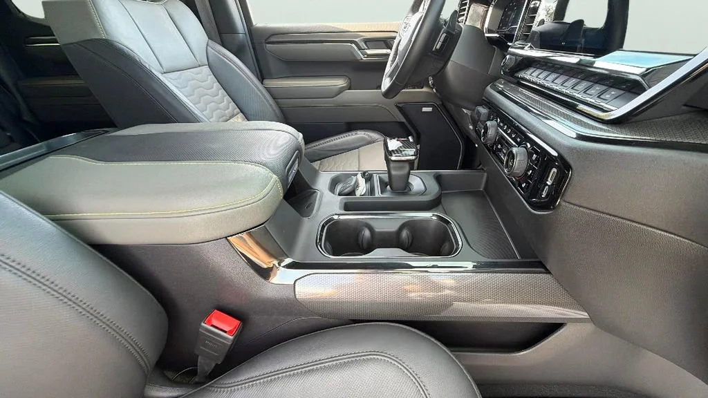 Used 2024 Summit White Chevrolet ZR2 image 36
