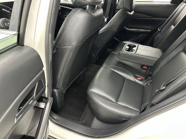 Used 2021 White Mazda Preferred image 22