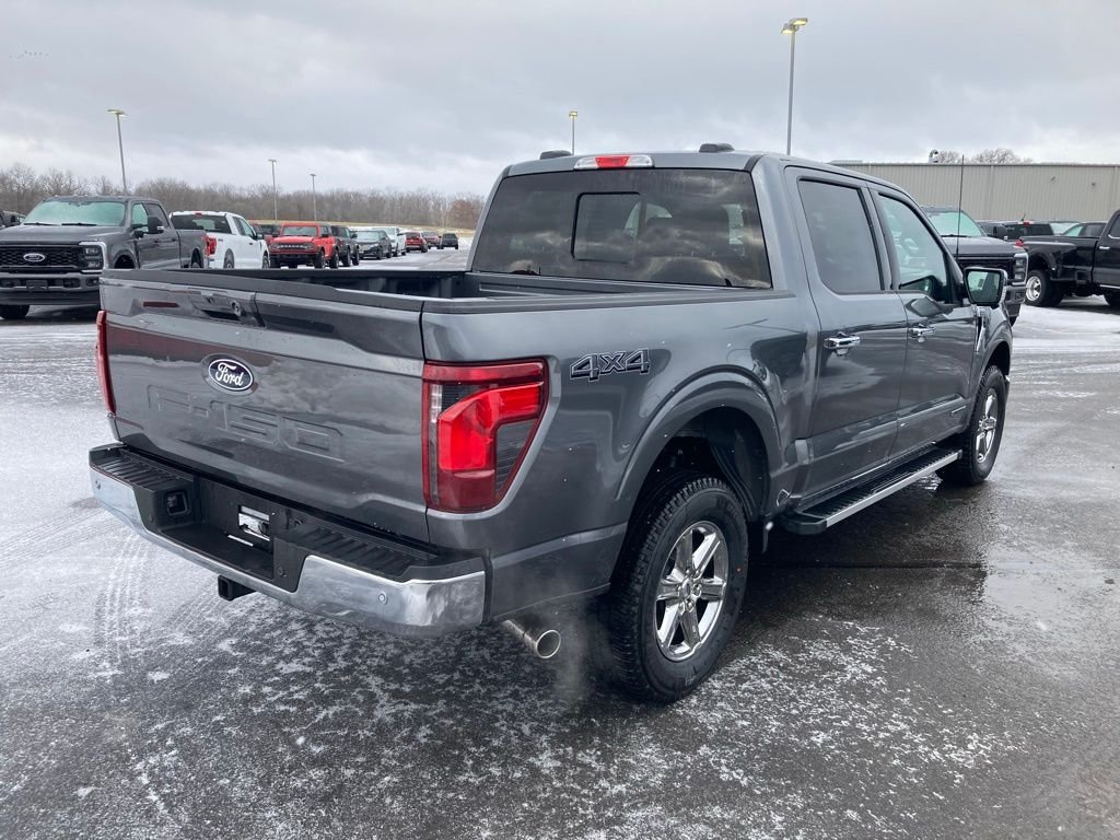 Used 2025 Gray Ford XLT image 5