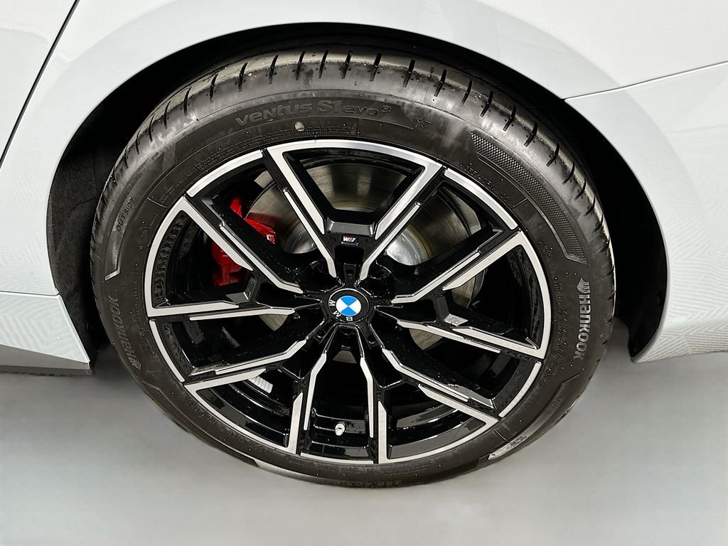 New 2026 Brooklyn Grey Metallic BMW eDrive40 image 23