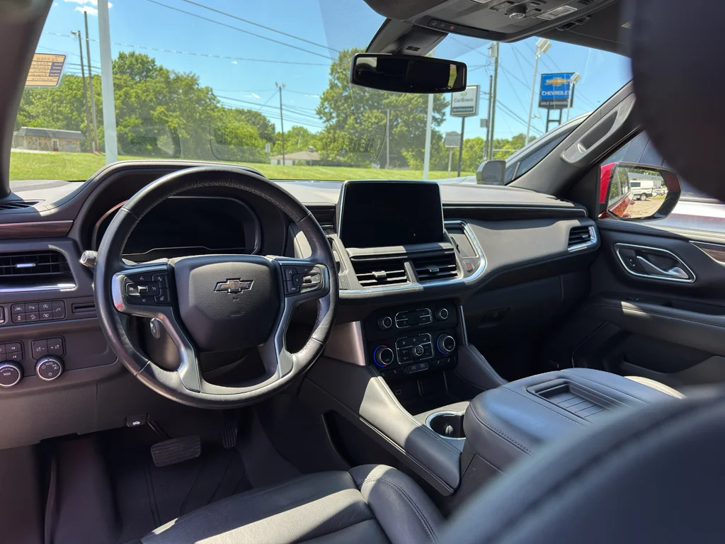 Used 2022 Cherry Red Tintcoat Chevrolet Z71 image 11
