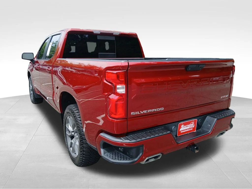 Used 2021 Red Chevrolet RST image 8