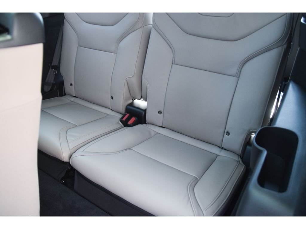 2026 Volvo EX90 Ultra - Photo 15