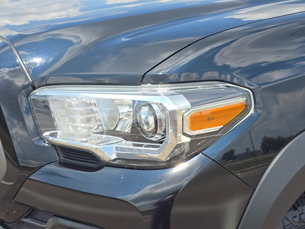 Used 2022 Black Toyota TRD Off-Road image 15