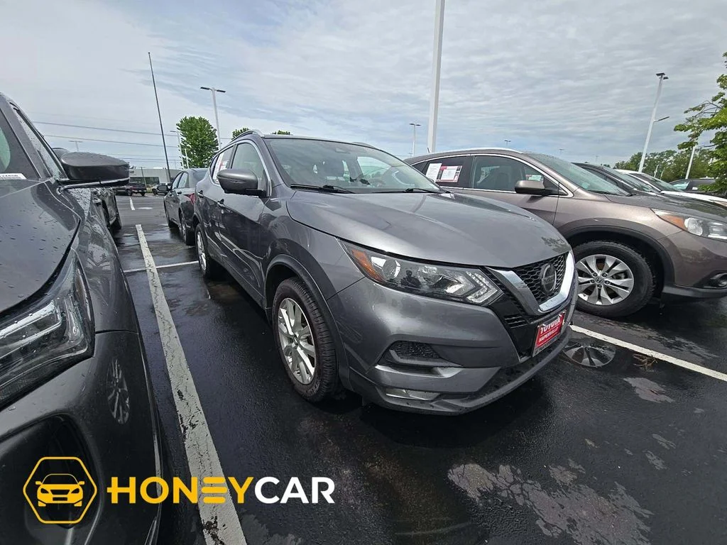 2022 Nissan Rogue Sport SV AWD's photo