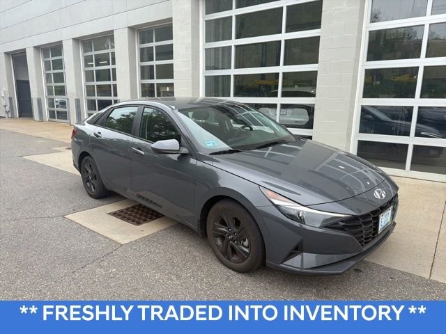 2023 Hyundai Elantra 2.0 SEL IVT SULEV's photo
