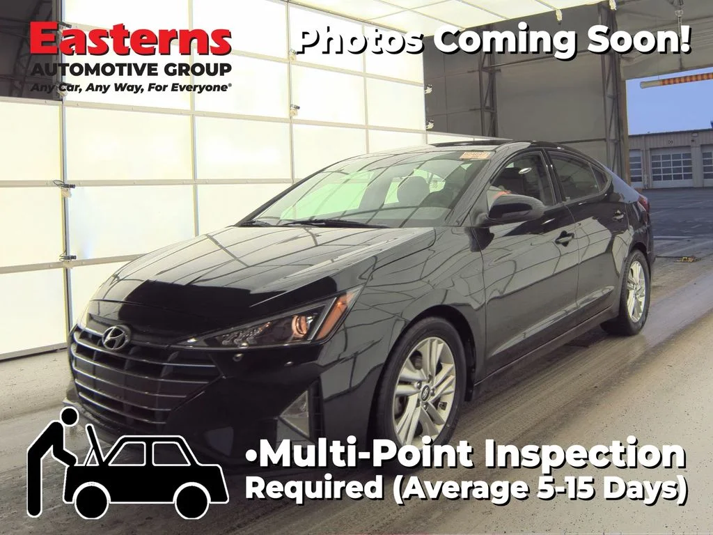 Used 2020 Black Hyundai SEL image 1