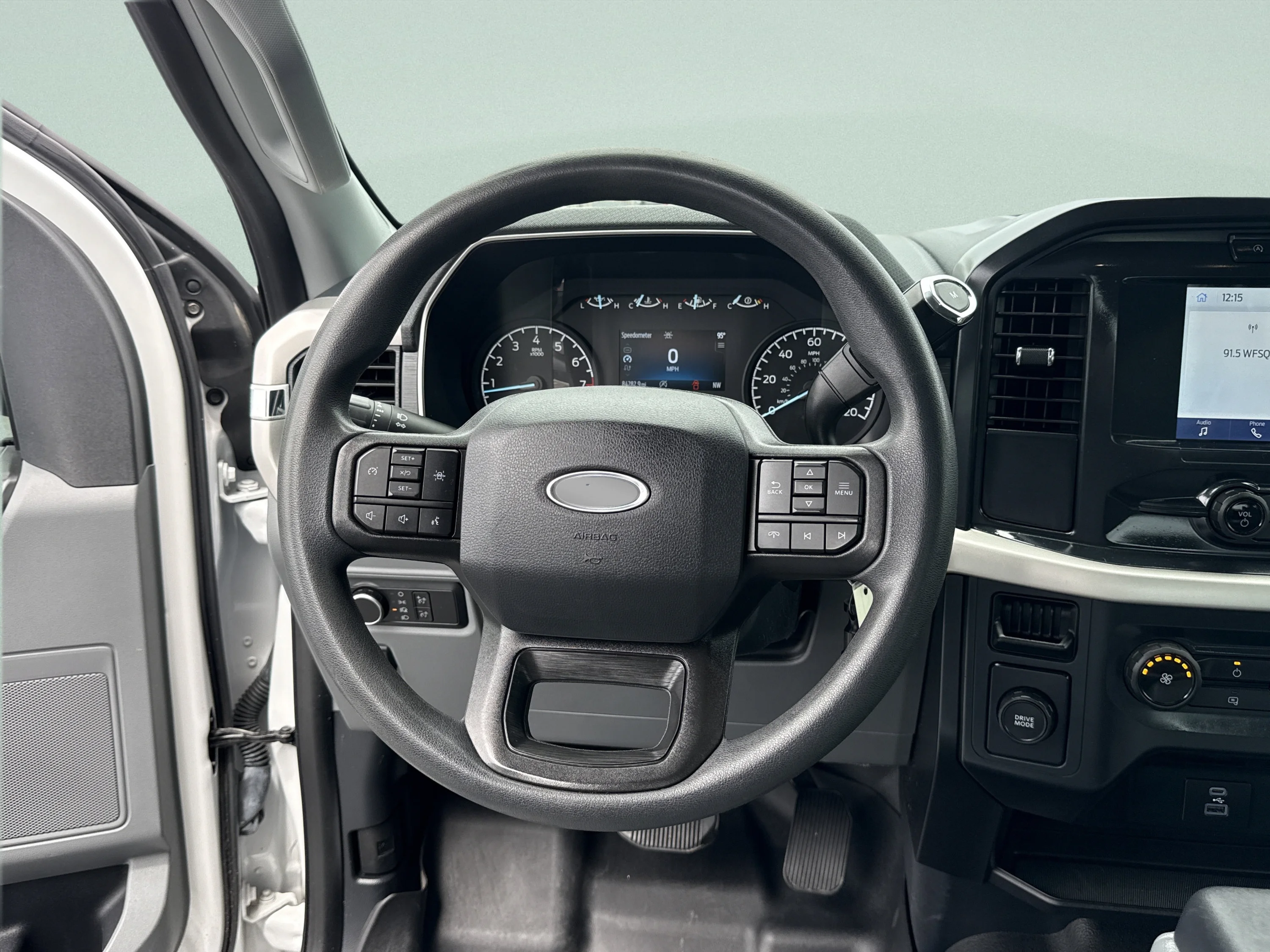 Used 2021 Oxford White Ford XL image 21